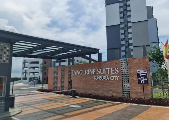 Luxury Tangerine Suites Klia